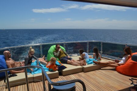 Boat Tour Hurghada – An Unforgettable Red Sea Experience